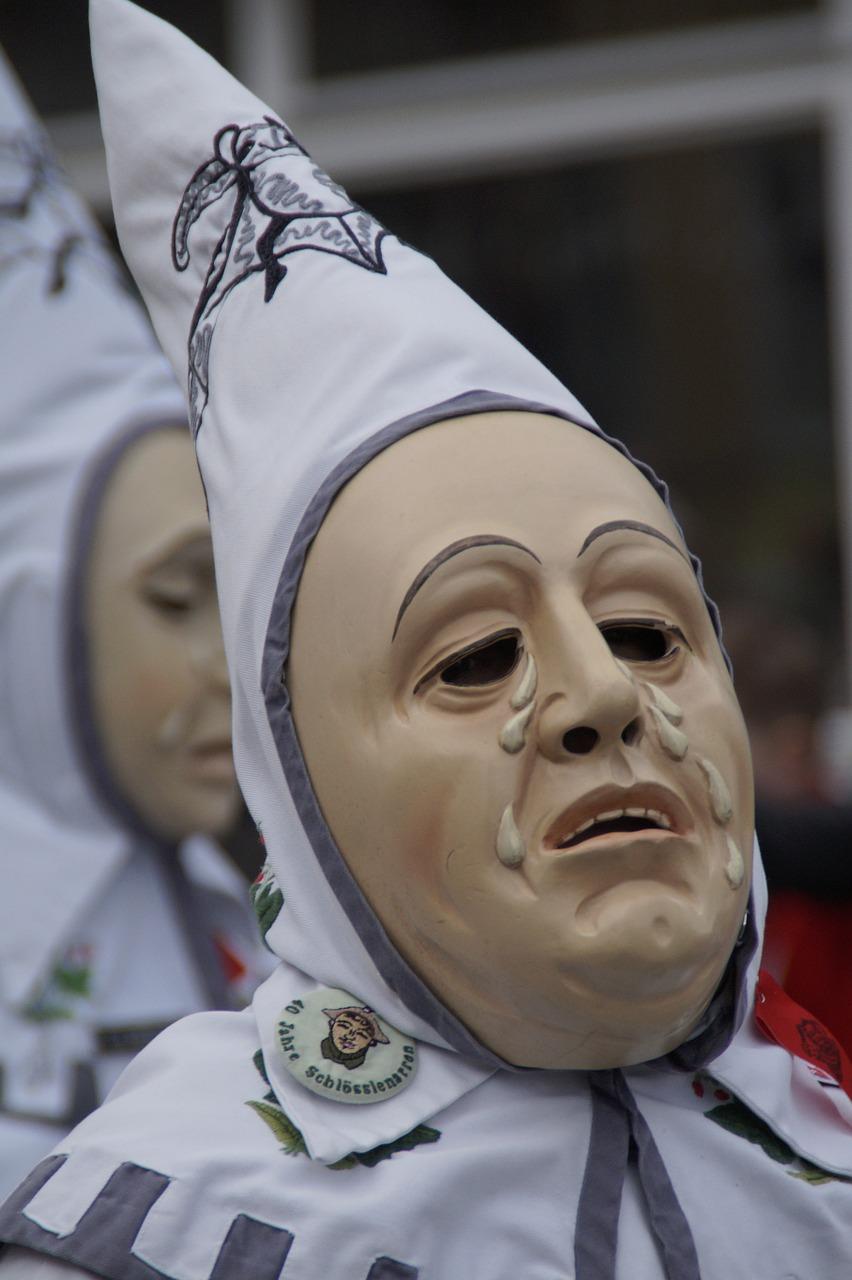 泪水背后的坚强力量