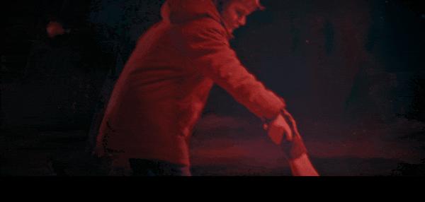 《平安夜，杀人夜》尺度拉满，限制级狂欢！