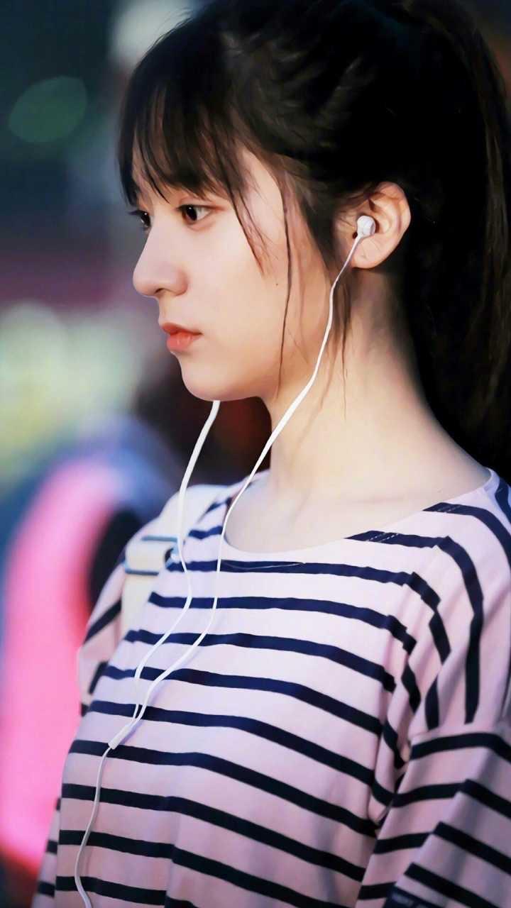 如何评价郑秀晶侧颜