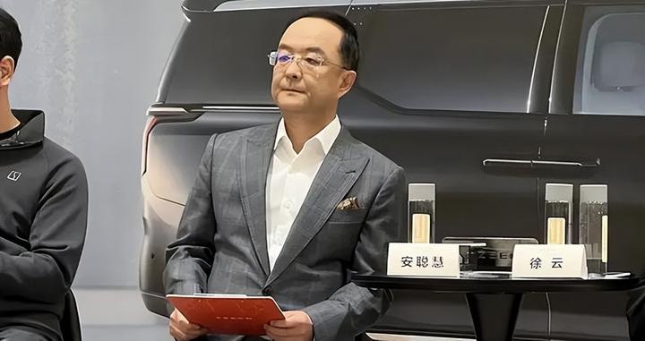 第100家极氪家开业!极氪CEO安聪慧直面“背刺老车主” - 知乎