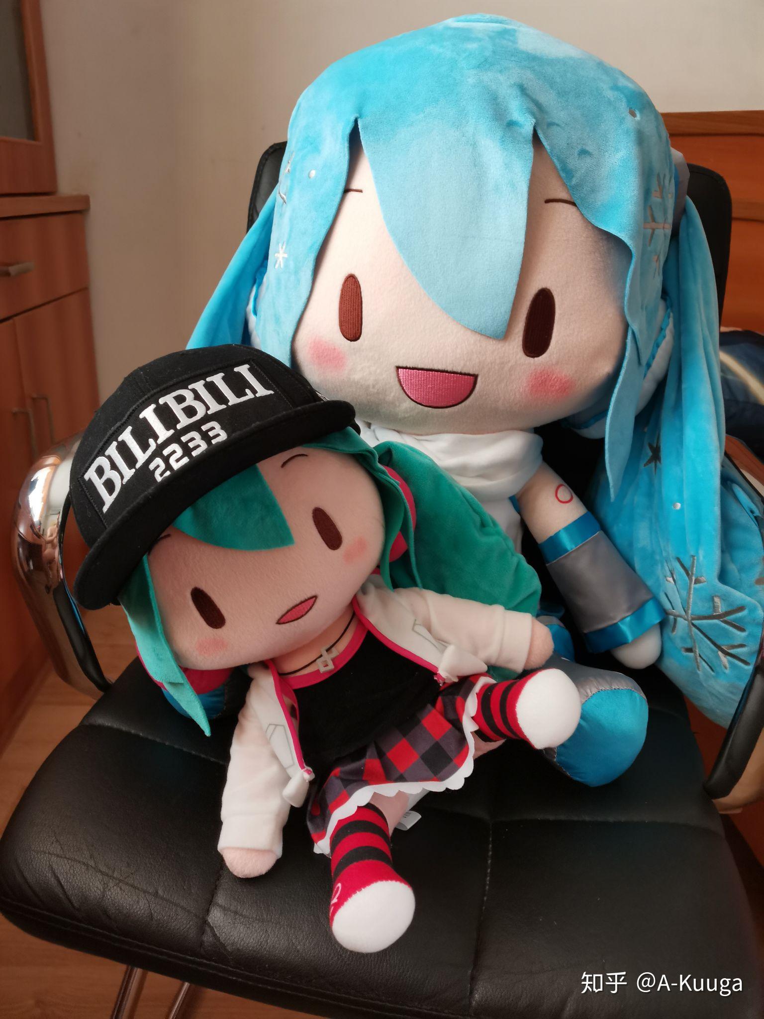 初音fufu公式服和大雪选哪个?