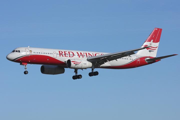 图波列夫图-204 / Tupolev Tu-204 - 辽观搬运的中英文维基百科词条 - 知乎