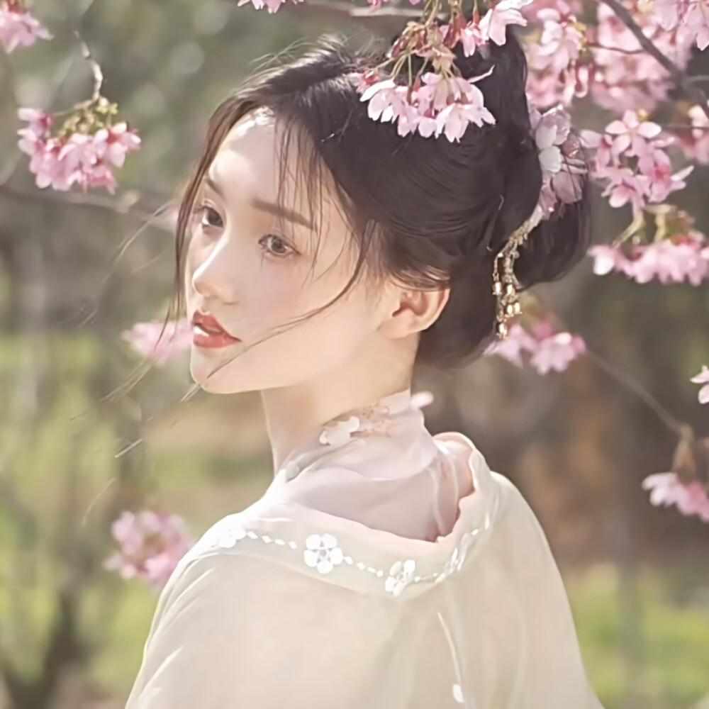 高冷的古风女头像有哪些? - 知乎