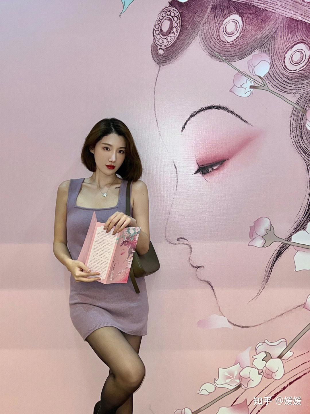 为什么有些女孩子天天穿高跟鞋,甚至在家里也要穿? - 知乎