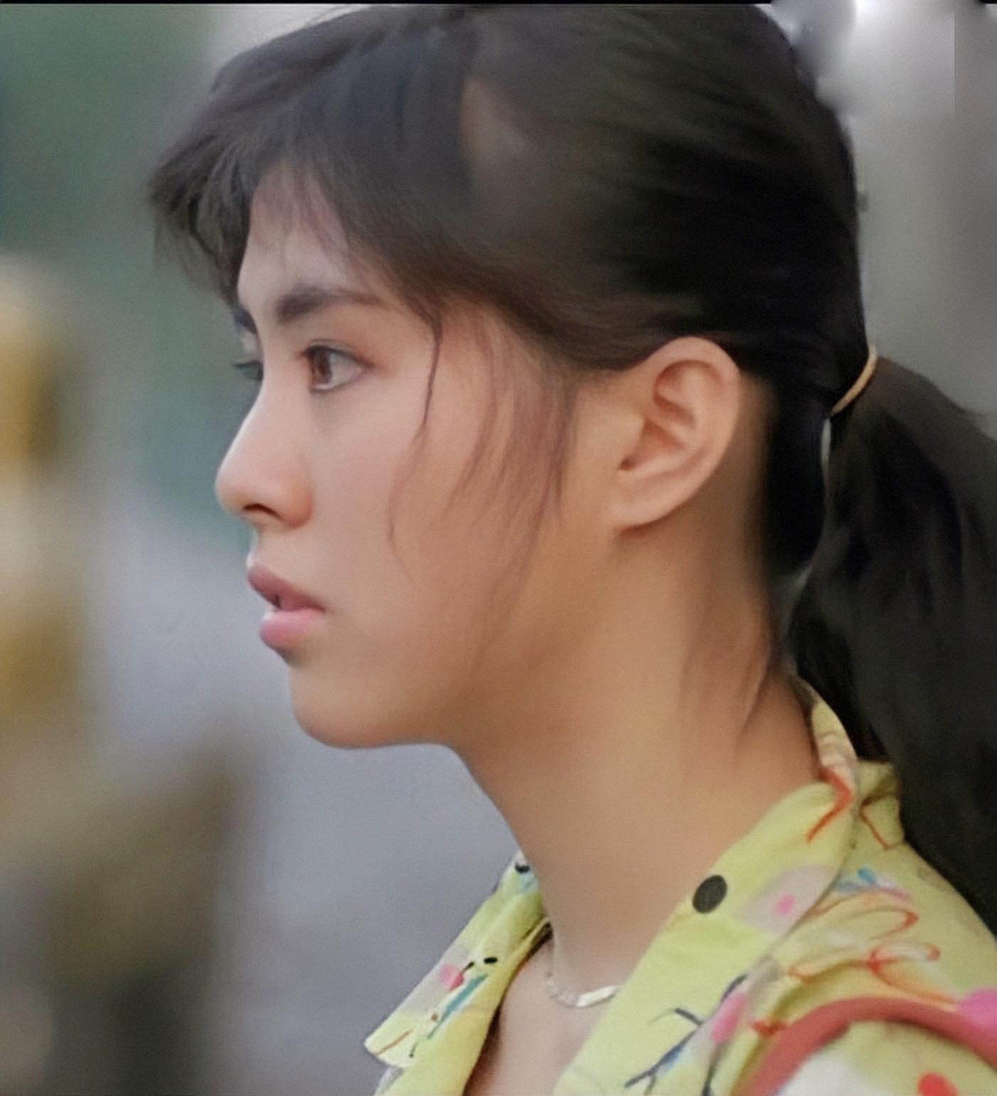 你觉得哪位女星的侧颜最迷人? - 知乎