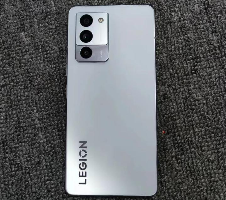 虽然小众但价格真香骁龙8手机拯救者y70降至1697元起