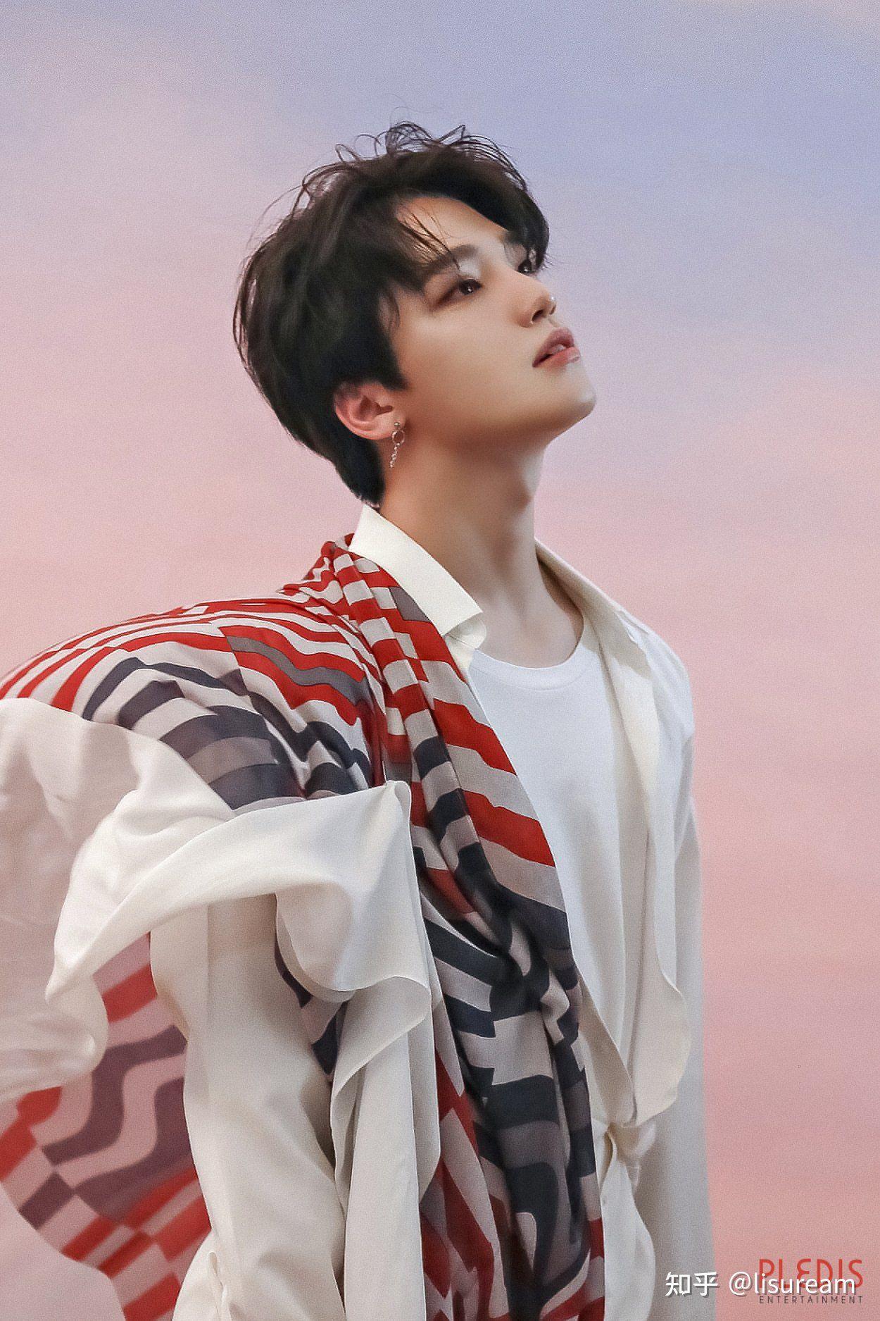 seventeen忙内dino17年恋爱是真的吗