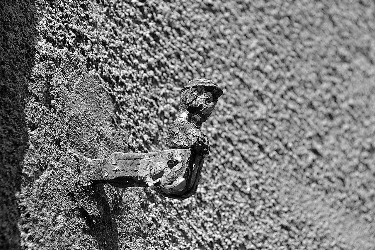 插座金属什么材质好