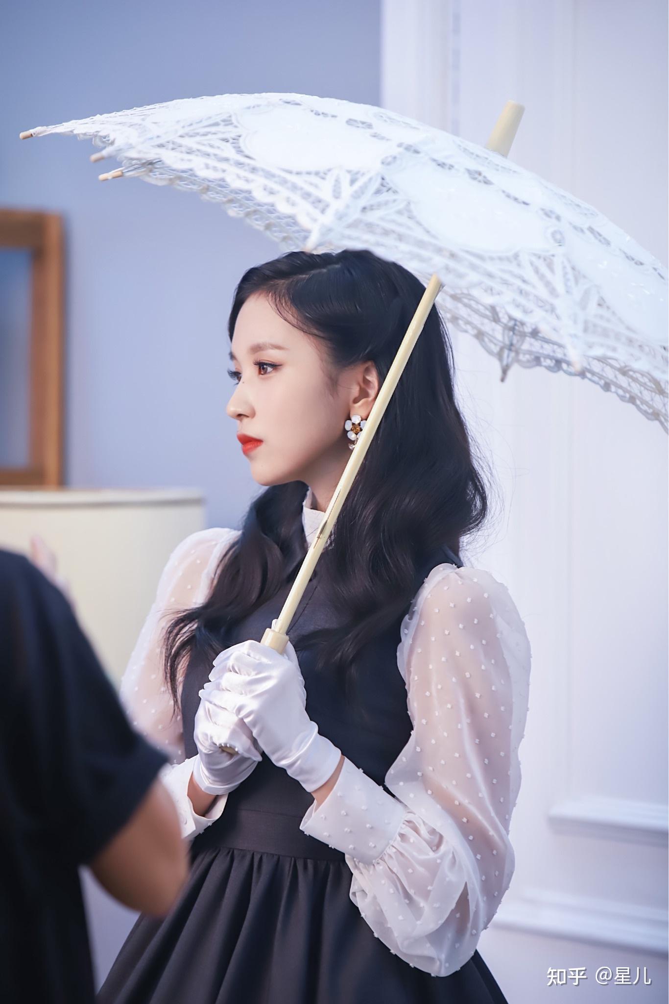 为什么名井南和张艺凡都是跳过芭蕾的但是女团舞水平相差这么大