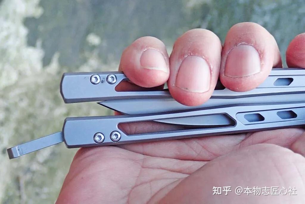巴里松刀:展翅高飞的顶级蝴蝶刀 - 知乎