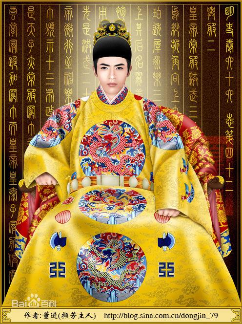 皇帝平常穿的龙袍都是明黄色的吗?