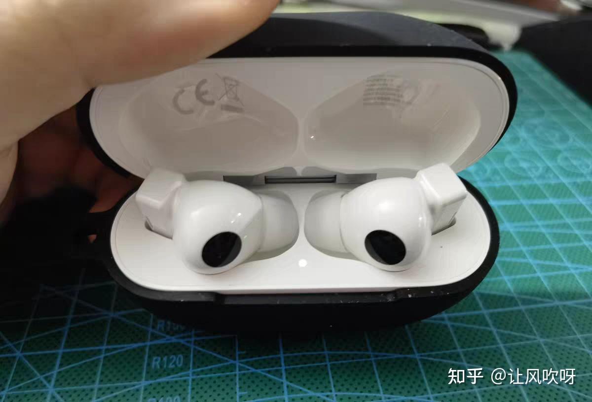 本人华为mate30想选一个蓝牙耳机平时听歌刷视频打游戏买声阔还是air