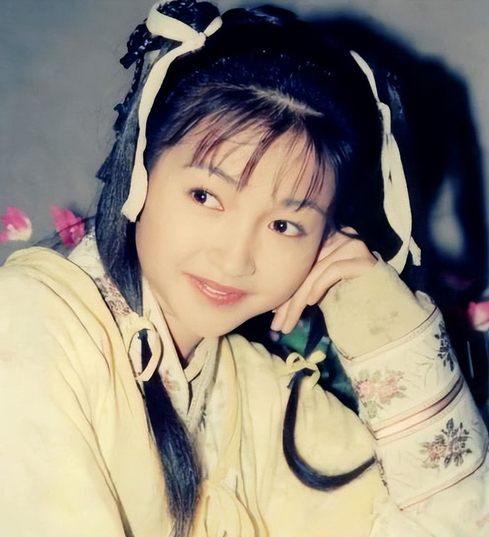 我实在不明白郭芙有什么资格到处说郭襄坏话?