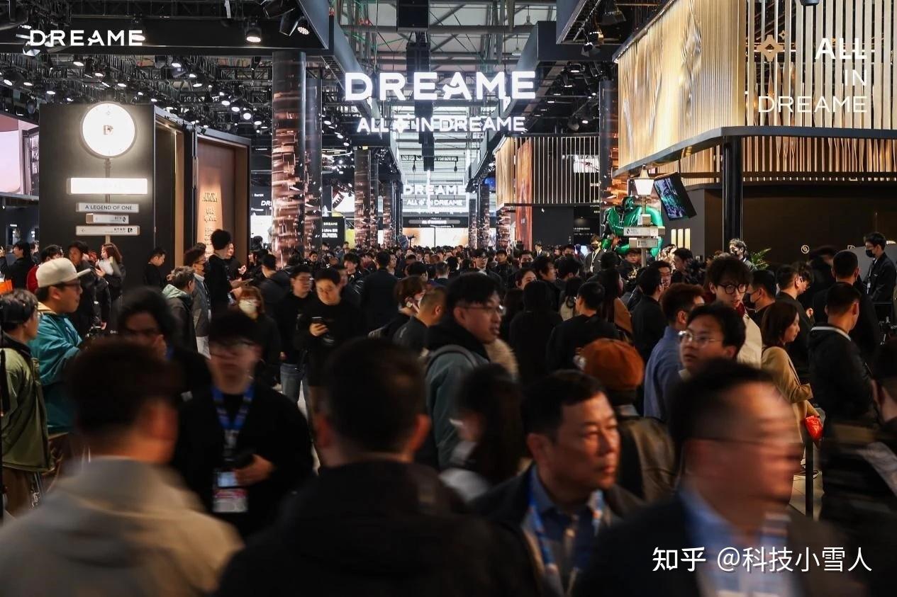AWE 2026追觅展台人气爆棚，单日客流破10万！全球首款AI心电戒指Glow正式发布