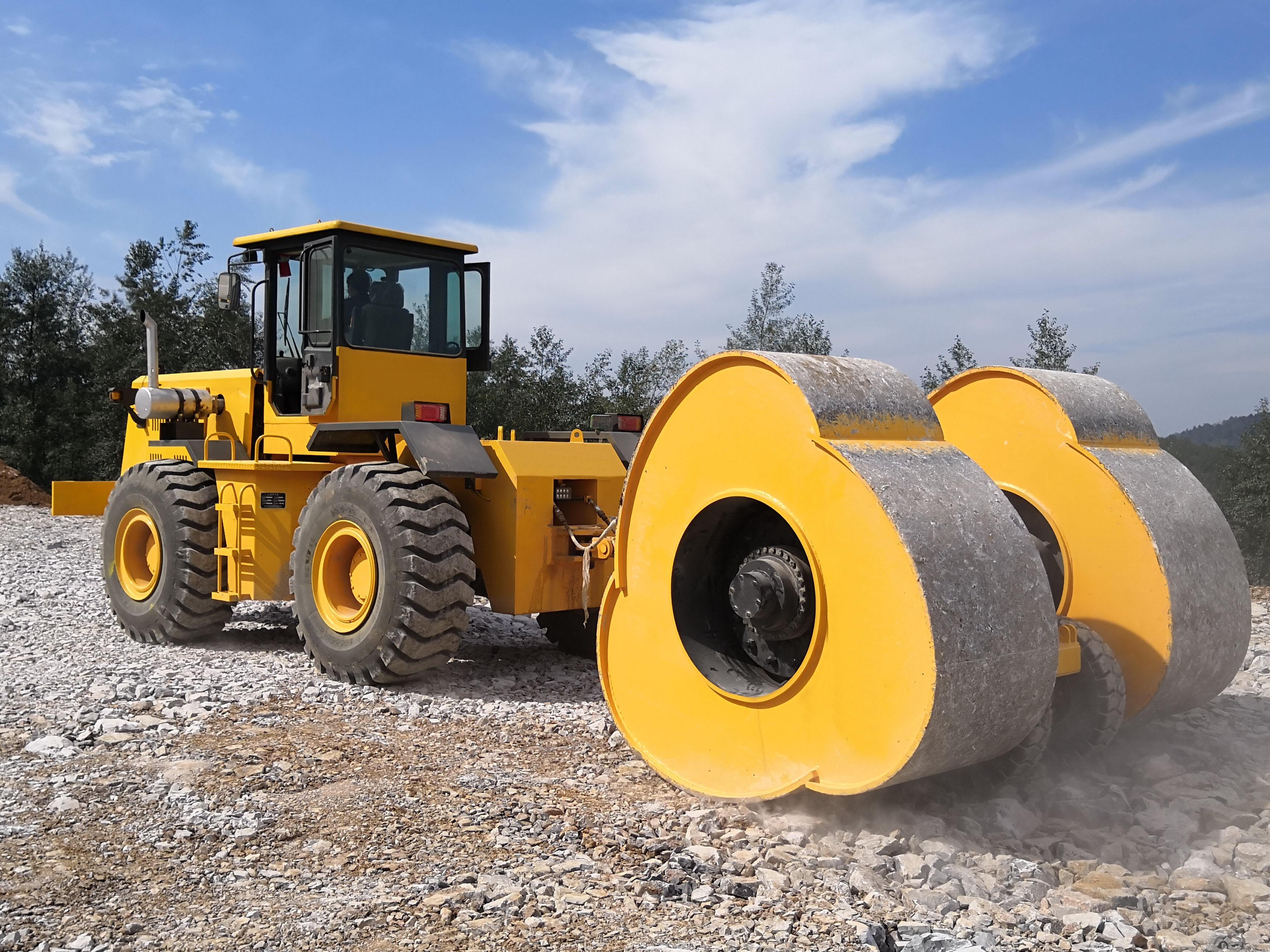 装载机拉的冲击压路机的应用领域,装载机拉的冲击压路机冲击碾压施工