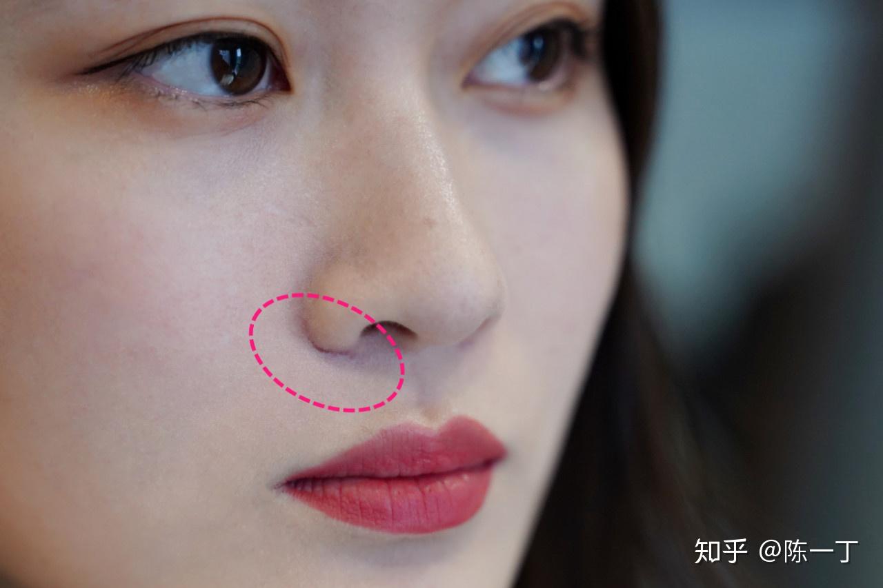 三,苦相脸,有什么好的修饰方法?