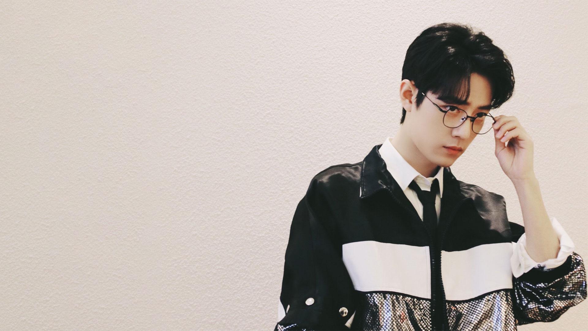 肖战有哪些好看的高清无水印图片(可以当壁纸的那种)? - 知乎