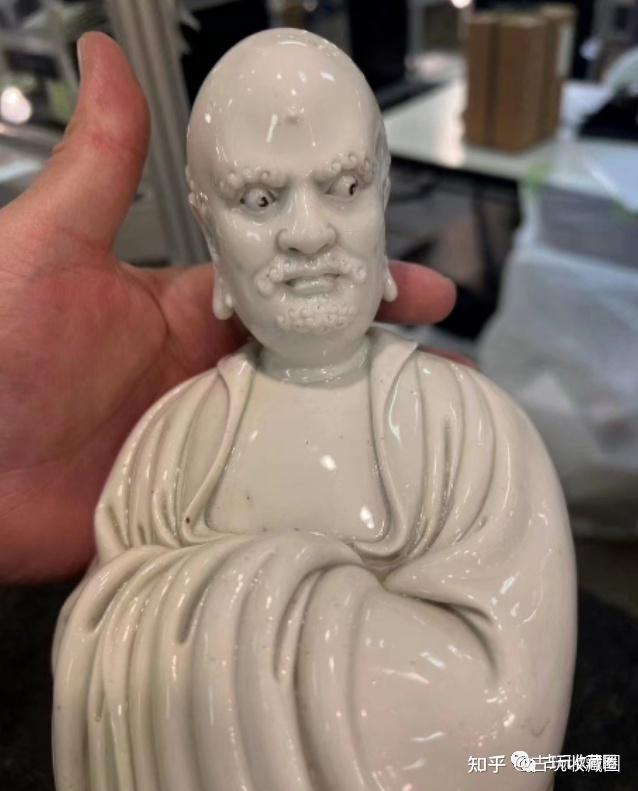 德化白瓷再现大漏！何朝宗制达摩坐像1207万落槌成交！ - 知乎