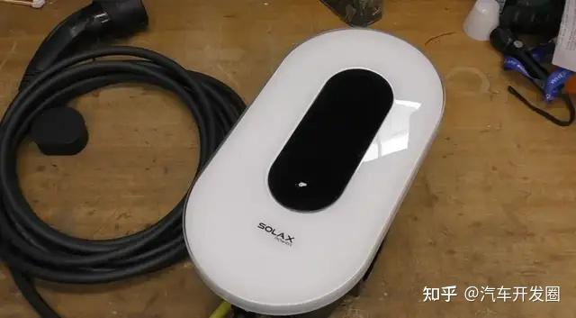 拆解一款明星电动汽车充电器:看看用了什么芯片