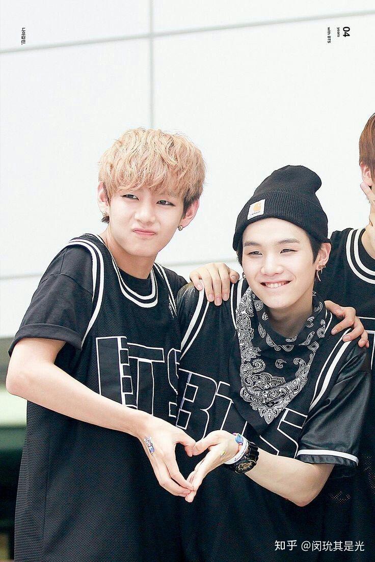 有没有金泰亨闵玧其的合照? - 知乎