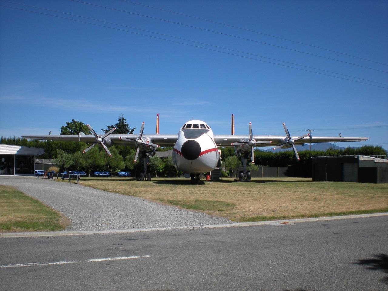 2. 成本效益分析