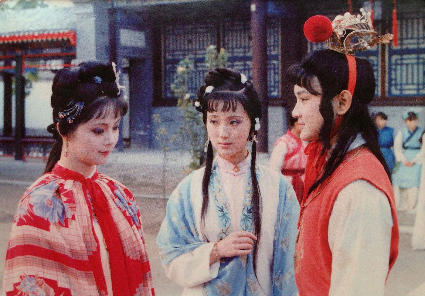 红楼梦第45回,你细细品味,那是宝黛钗三人的精彩华章 - 知乎