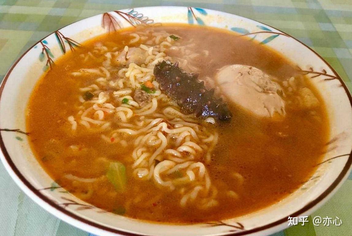 你吃方便面的时候，最喜欢的「泡面搭子」是什么？ - 知乎