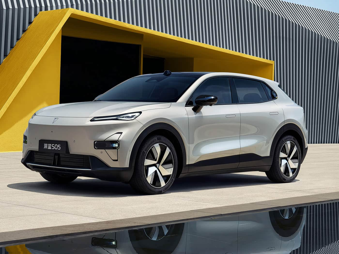 深蓝S05 真实用户用车报告: 颜值+增程+智驾, 12-18万家用SUV 避坑