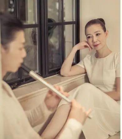 霍尊母子婚纱照惹争议(仲小萍霍尊的婚纱照)插图(6)