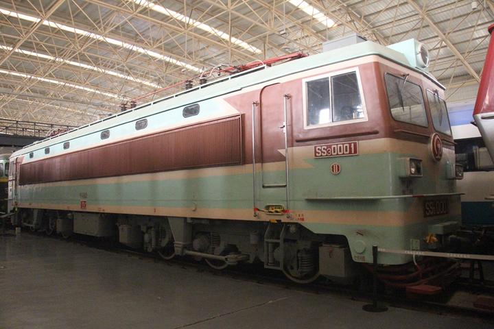 中国铁道博物馆韶山3型0001号电力机车