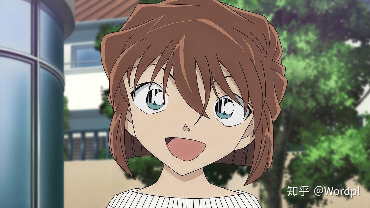 名侦探柯南里灰原哀笑过吗