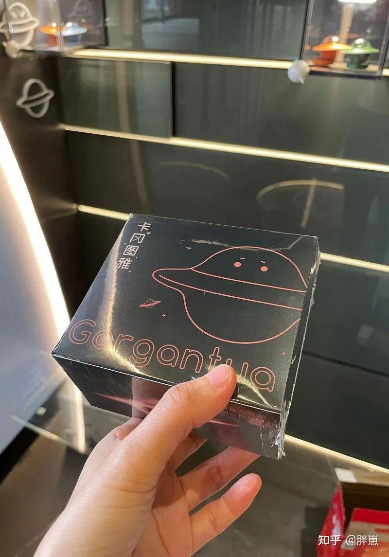 全球首家UFO餐厅,太空环境,飞碟上菜:食物是太空垃圾 - 知乎