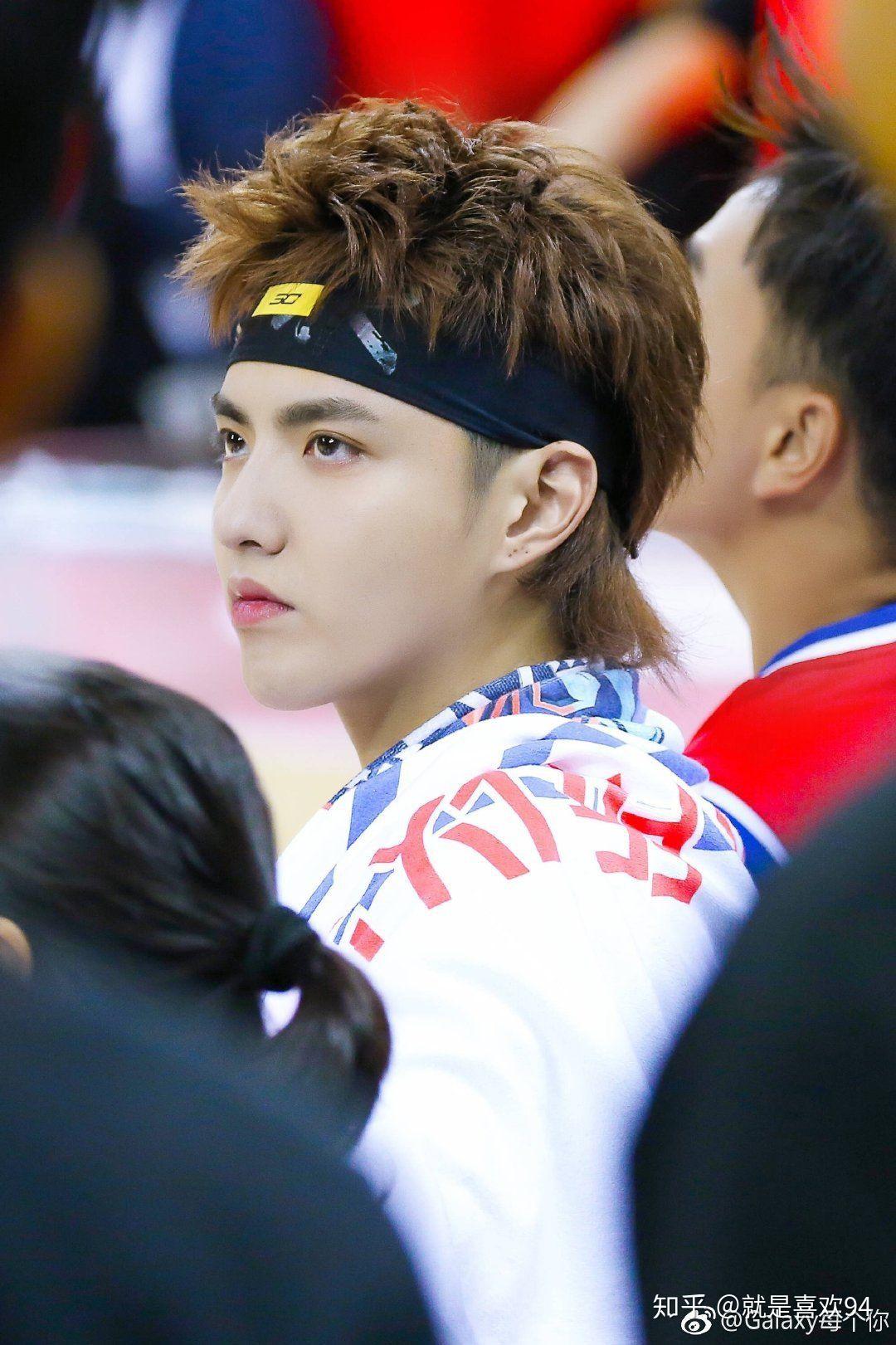 吴亦凡有哪些出圈神图? - 知乎