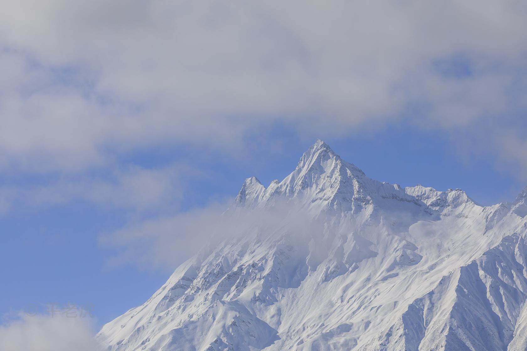 如何评价iphone13pro系列首发远峰蓝色如何评价这一新颜色