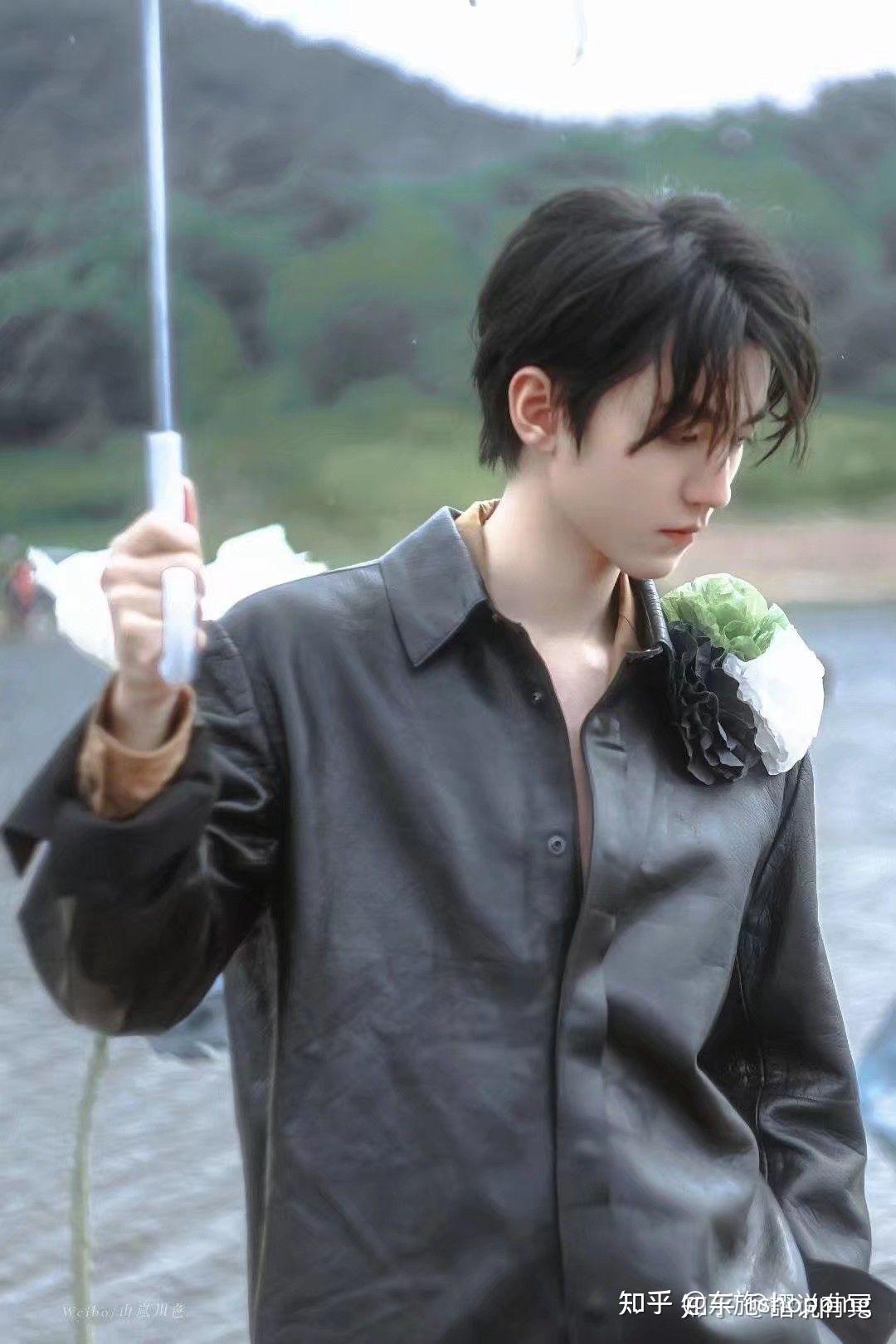 你觉得谁是时代峰峻的颜值天花板? - 知乎