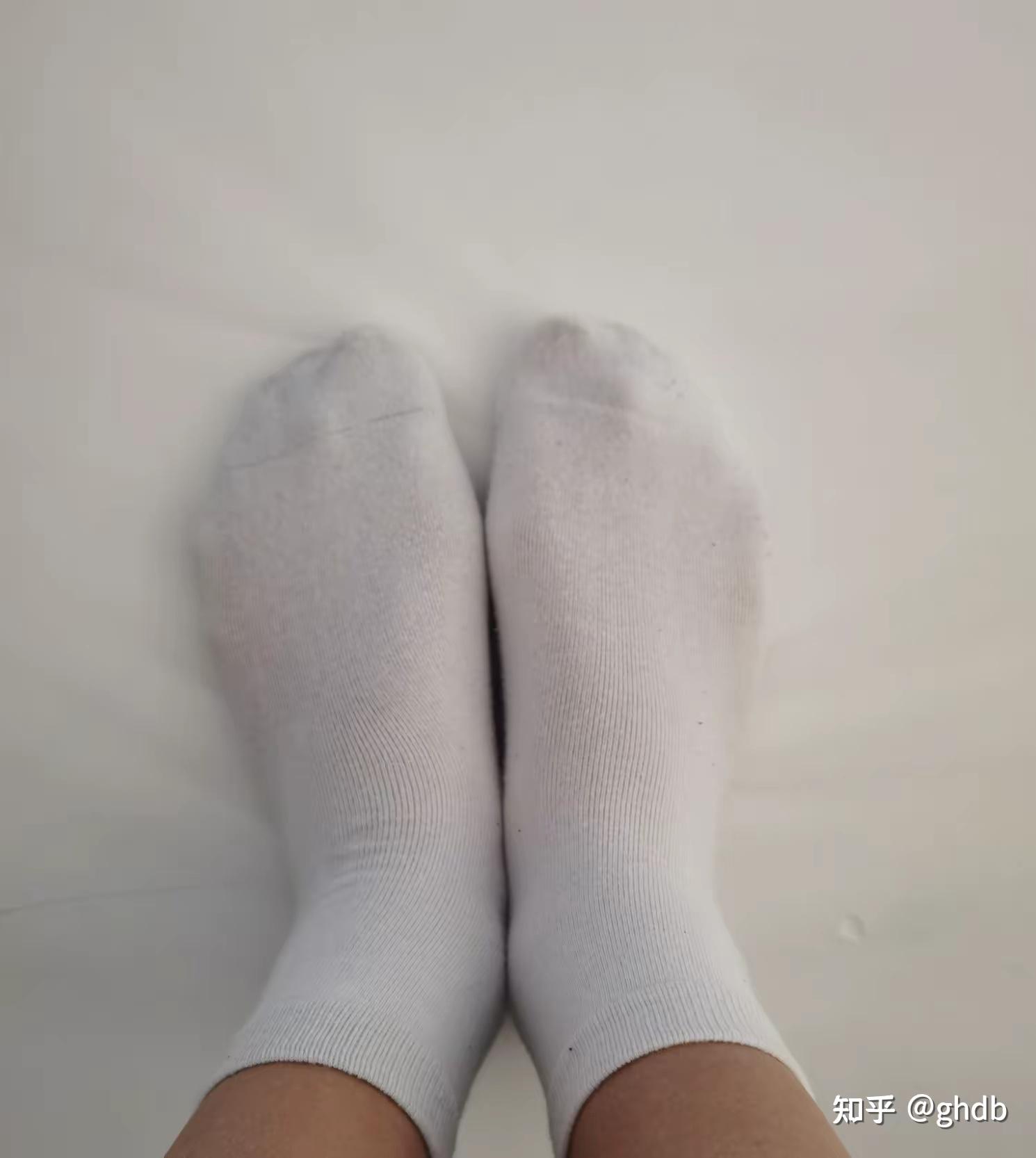 男生穿哪样白裤袜