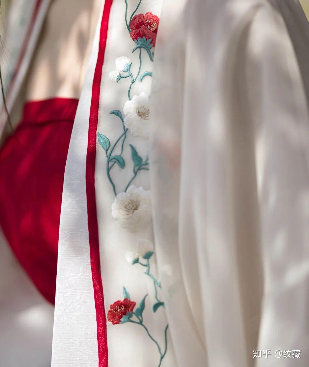 你知道的汉服纹样都什么深刻寓意吗? - 荷花花卉图案 - 实验室设备网