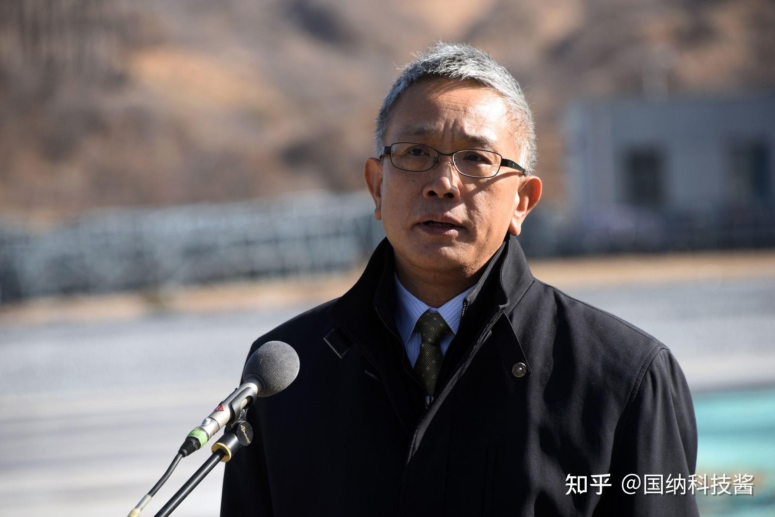 张荣桥落泪了,他是中国首次火星探测任务"天问一号"总设计师,他当时