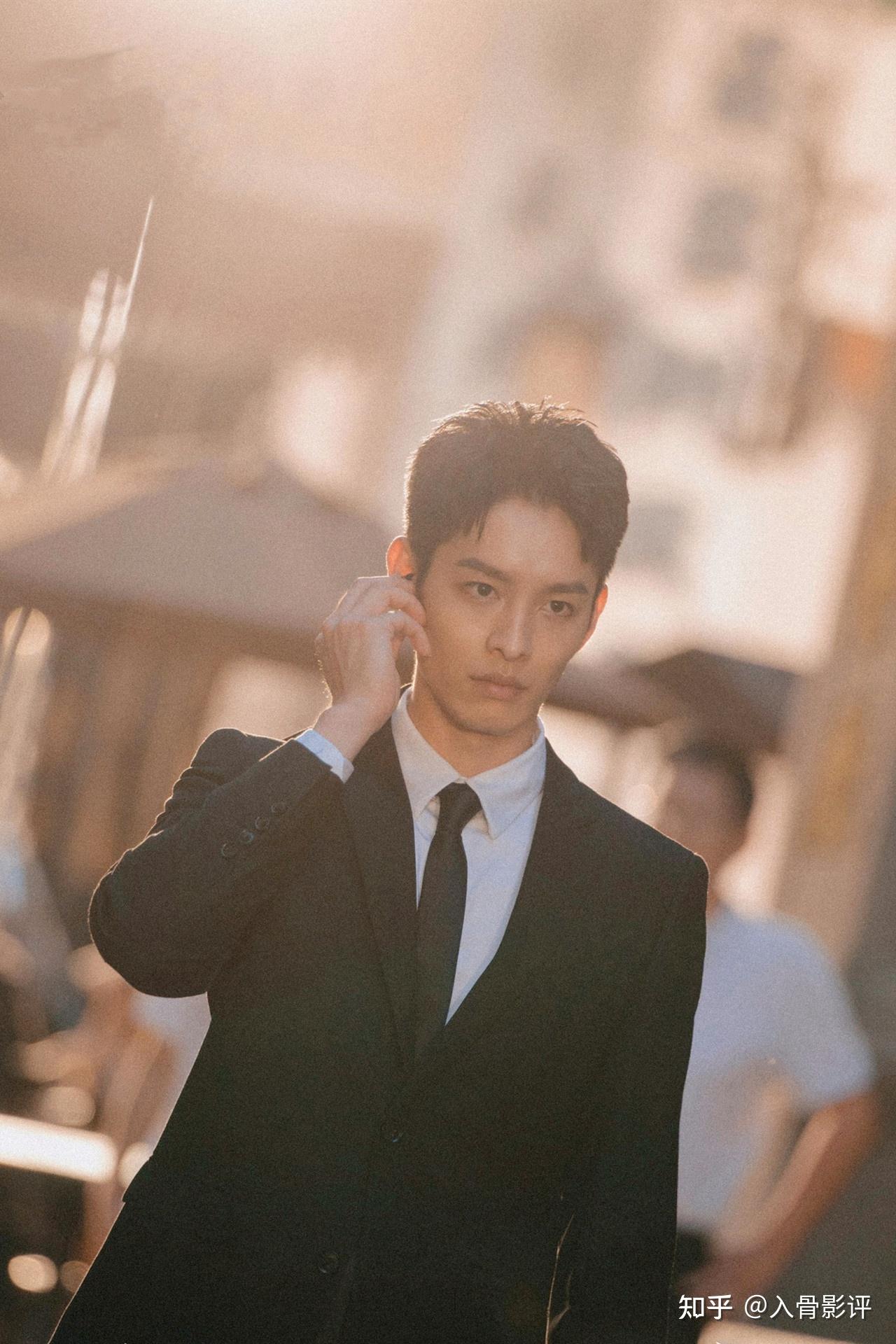 《为你逆光而来》最新剧照释出,你对该剧都有哪些期待?