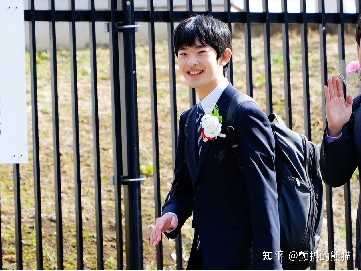 悠仁亲王的皇家闪耀微笑!毕业典礼后两个半小时的告别时光 - 知乎