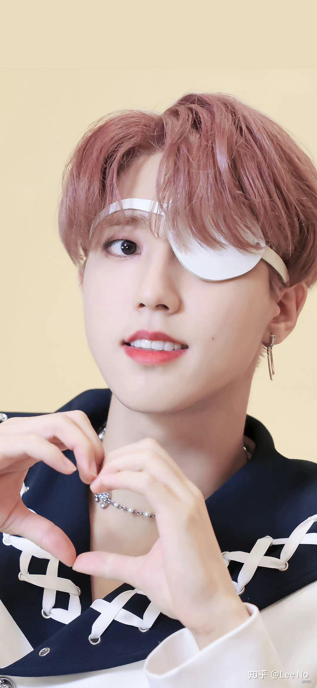 如何评价jyp新男团straykids里的韩知城