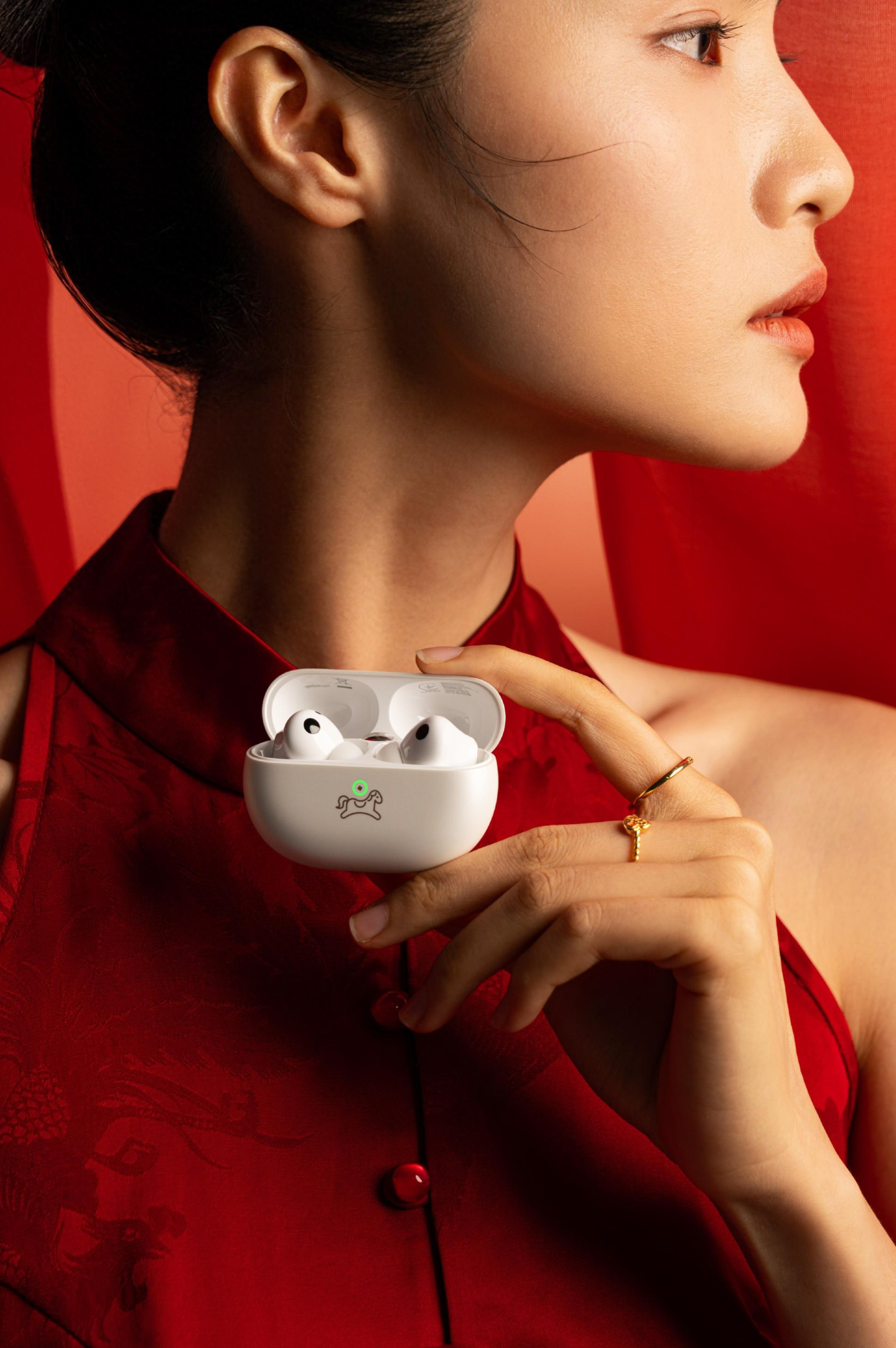 主动降噪让你的春运不再吵闹!这个马年,送老己“来财”耳机!