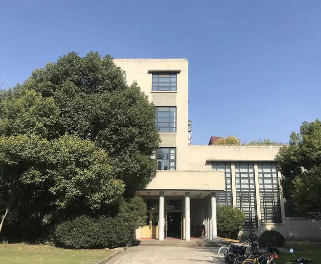 同济大学的文远楼经典在什么地方呢? - 知乎