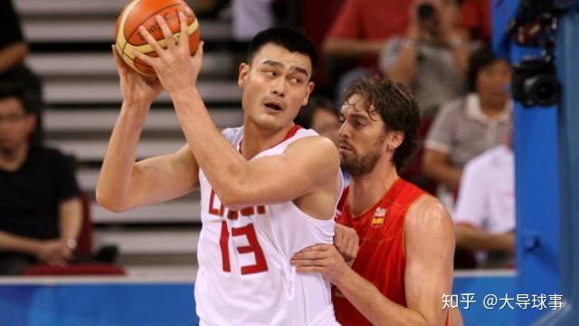 保罗加索尔和姚明是一个级别的球员吗