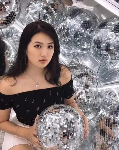 如何评价华为创始人任正非二女儿annabel姚安娜宣布在天浩盛世娱乐