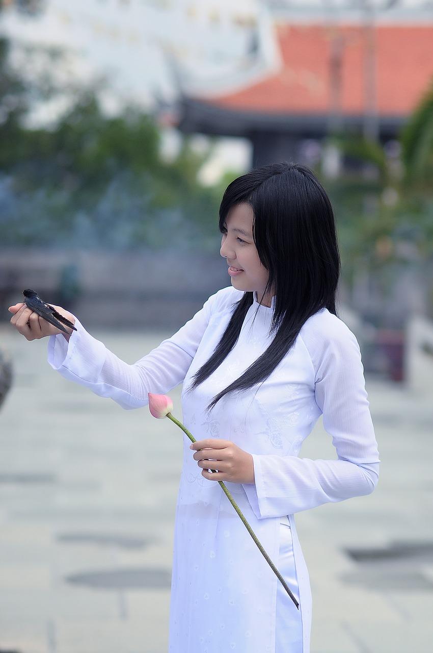 2. 温和去渍洗法