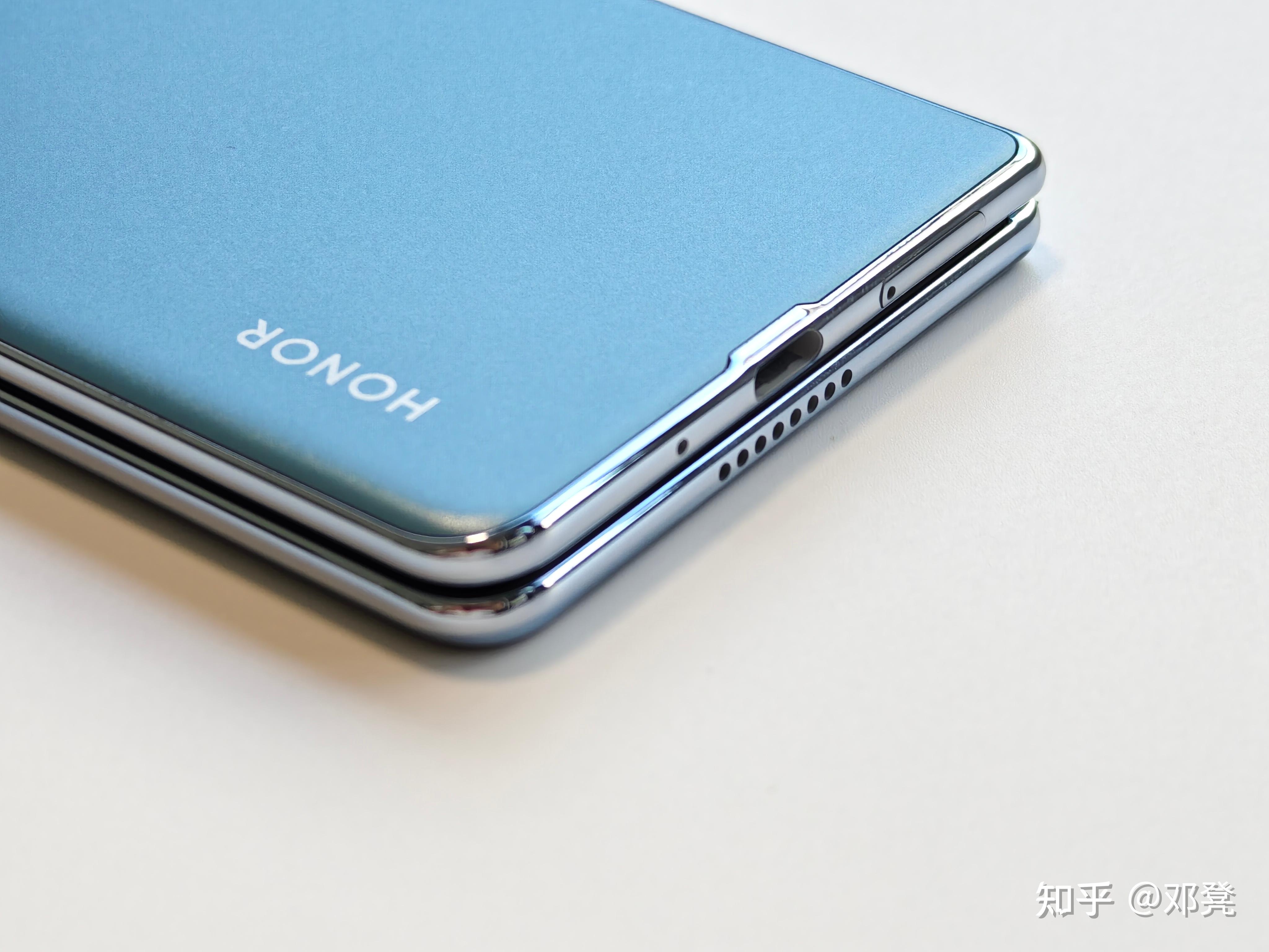 荣耀magicvs2在目前折叠屏手机里是不是属于那种闭眼可入的类型