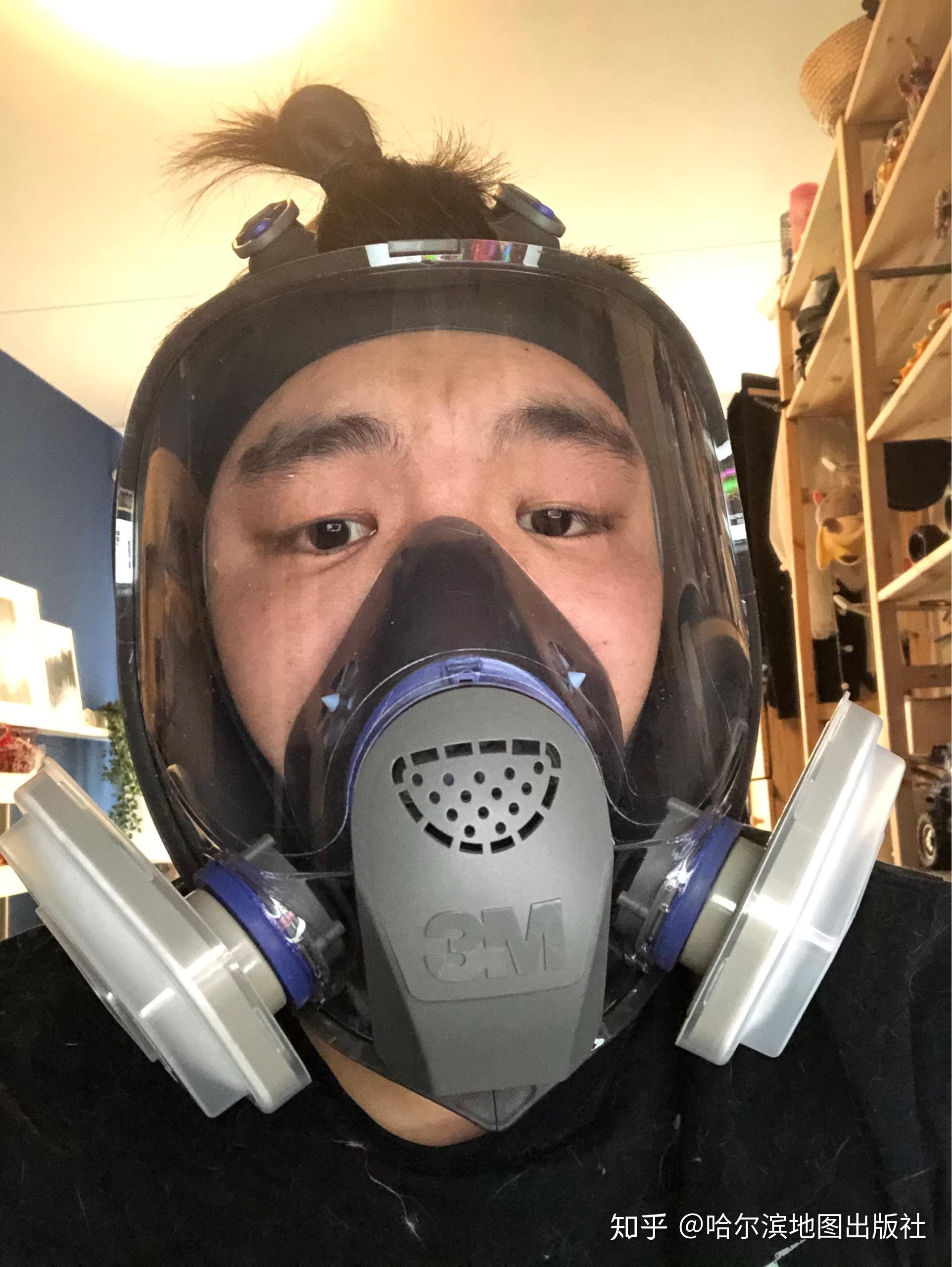 佩戴防毒面具上街会引发问题吗?