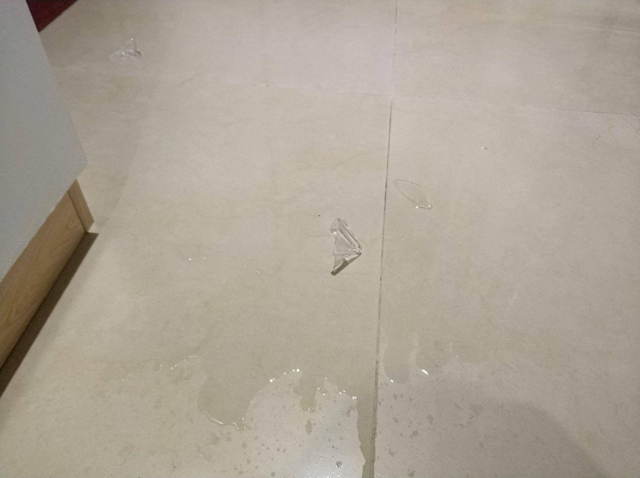 新入手的香水被打碎了是什么样的体验? - 知乎