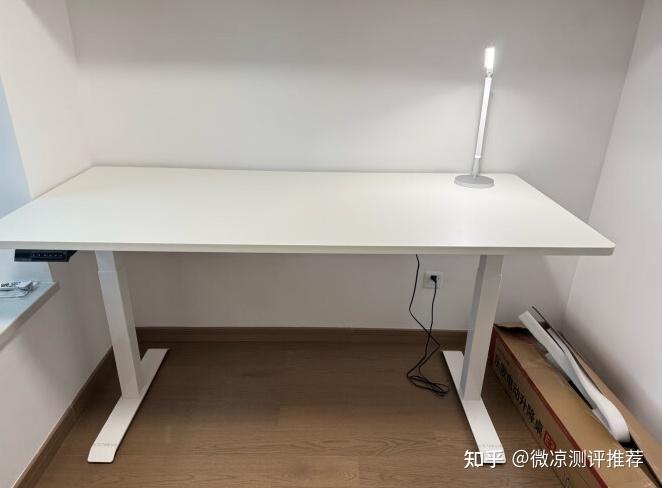 乐歌电动智能升降桌E3学习桌书桌详细测评 - 知乎